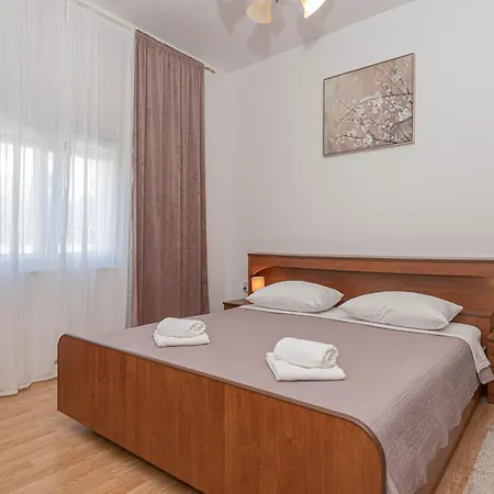 A&m * Vodice