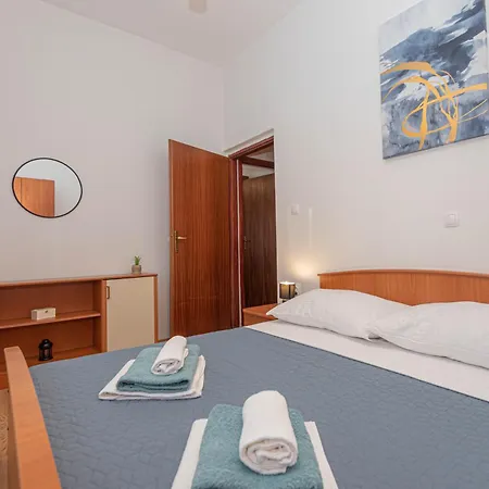 Lägenhet A&m Vodice